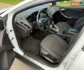 Белый Форд Фокус, объемом двигателя 2 л и пробегом 227 тыс. км за 8600 $, фото 11 на Automoto.ua