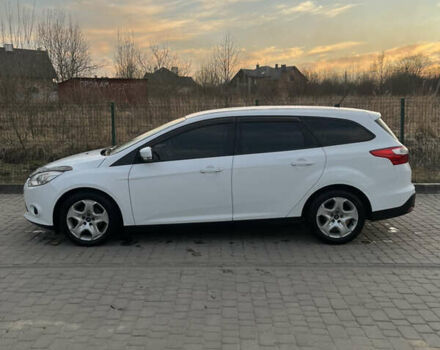 Білий Форд Фокус, об'ємом двигуна 1.6 л та пробігом 240 тис. км за 7999 $, фото 4 на Automoto.ua