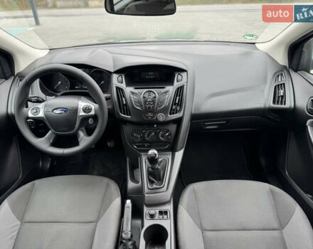 Белый Форд Фокус, объемом двигателя 1.6 л и пробегом 174 тыс. км за 8200 $, фото 28 на Automoto.ua