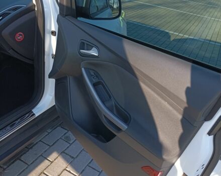 Белый Форд Фокус, объемом двигателя 1 л и пробегом 168 тыс. км за 6500 $, фото 20 на Automoto.ua