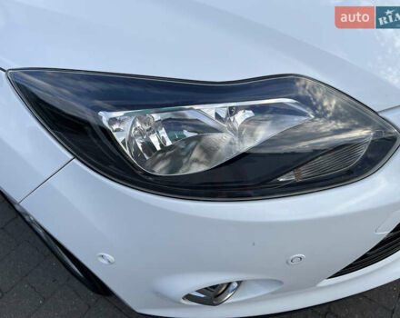 Белый Форд Фокус, объемом двигателя 1.6 л и пробегом 218 тыс. км за 8799 $, фото 67 на Automoto.ua