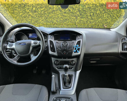 Белый Форд Фокус, объемом двигателя 1.6 л и пробегом 218 тыс. км за 8799 $, фото 111 на Automoto.ua