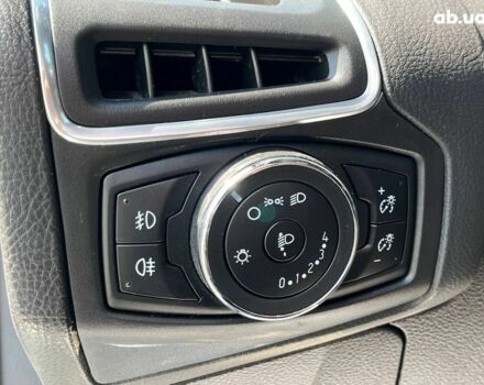 Белый Форд Фокус, объемом двигателя 1.6 л и пробегом 314 тыс. км за 8490 $, фото 28 на Automoto.ua