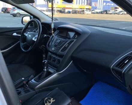 Белый Форд Фокус, объемом двигателя 1.6 л и пробегом 200 тыс. км за 6500 $, фото 8 на Automoto.ua