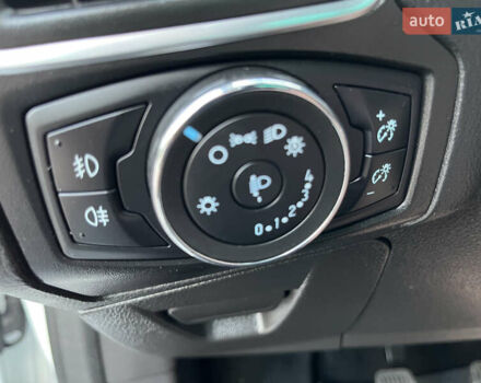 Белый Форд Фокус, объемом двигателя 1.6 л и пробегом 218 тыс. км за 8799 $, фото 127 на Automoto.ua