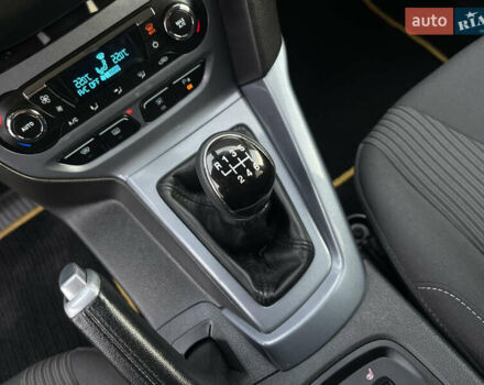 Белый Форд Фокус, объемом двигателя 1.6 л и пробегом 219 тыс. км за 8750 $, фото 42 на Automoto.ua