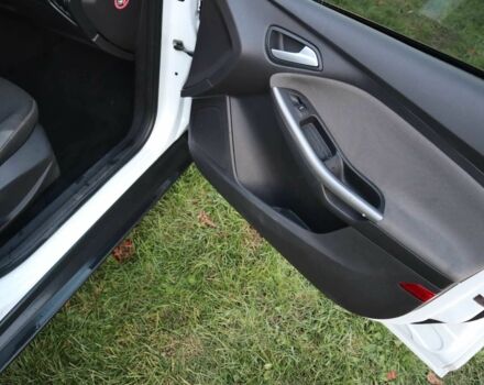 Белый Форд Фокус, объемом двигателя 1.6 л и пробегом 219 тыс. км за 6950 $, фото 9 на Automoto.ua