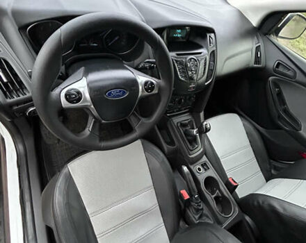 Форд Фокус 2014 у Бердичеве на Automoto.ua Білий Форд Фокус, об'ємом двигуна 1.6 л та пробігом 315 тис. км за 6300 $, фото 9 на Automoto.ua