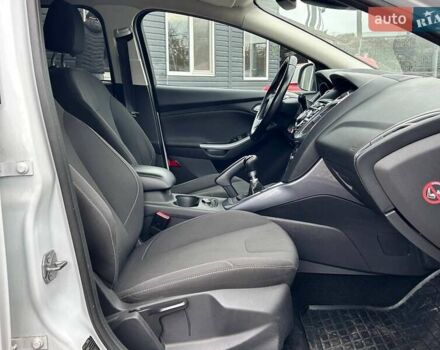 Белый Форд Фокус, объемом двигателя 1 л и пробегом 164 тыс. км за 7700 $, фото 33 на Automoto.ua