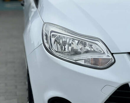 Белый Форд Фокус, объемом двигателя 1.6 л и пробегом 174 тыс. км за 8200 $, фото 7 на Automoto.ua