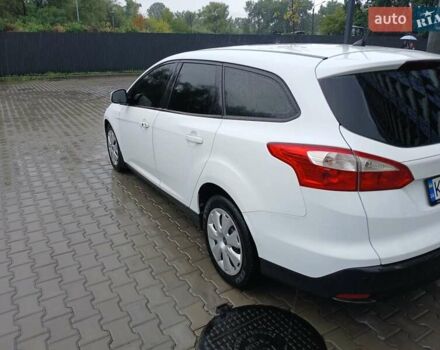 Форд Фокус 2014 в Киеве на Automoto.ua Белый Форд Фокус, объемом двигателя 1.6 л и пробегом 310 тыс. км за 7200 $, фото 15 на Automoto.ua
