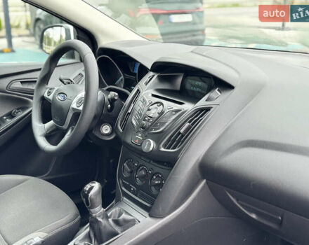 Белый Форд Фокус, объемом двигателя 1.6 л и пробегом 174 тыс. км за 8200 $, фото 24 на Automoto.ua