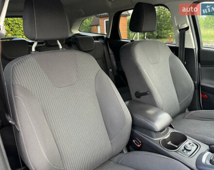 Белый Форд Фокус, объемом двигателя 1.6 л и пробегом 218 тыс. км за 8799 $, фото 101 на Automoto.ua