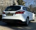 Белый Форд Фокус, объемом двигателя 1.6 л и пробегом 300 тыс. км за 7850 $, фото 6 на Automoto.ua