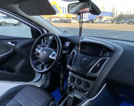 Белый Форд Фокус, объемом двигателя 1.6 л и пробегом 200 тыс. км за 6500 $, фото 7 на Automoto.ua