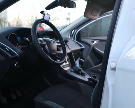 Белый Форд Фокус, объемом двигателя 1.6 л и пробегом 219 тыс. км за 6950 $, фото 15 на Automoto.ua