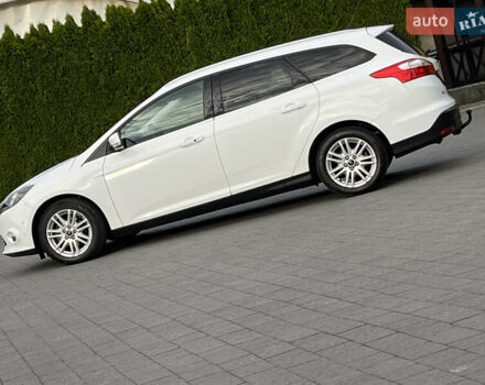 Белый Форд Фокус, объемом двигателя 1.6 л и пробегом 218 тыс. км за 8799 $, фото 15 на Automoto.ua