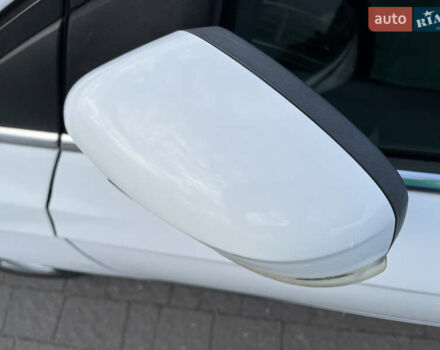 Белый Форд Фокус, объемом двигателя 1.6 л и пробегом 218 тыс. км за 8799 $, фото 83 на Automoto.ua