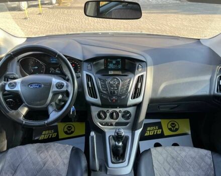 Белый Форд Фокус, объемом двигателя 1.6 л и пробегом 300 тыс. км за 7850 $, фото 10 на Automoto.ua