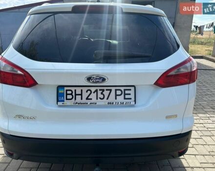 Белый Форд Фокус, объемом двигателя 1 л и пробегом 164 тыс. км за 6800 $, фото 1 на Automoto.ua