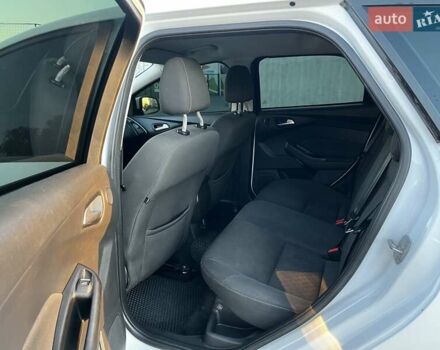 Белый Форд Фокус, объемом двигателя 1.6 л и пробегом 315 тыс. км за 6900 $, фото 10 на Automoto.ua