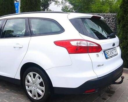 Белый Форд Фокус, объемом двигателя 1.6 л и пробегом 253 тыс. км за 7500 $, фото 5 на Automoto.ua