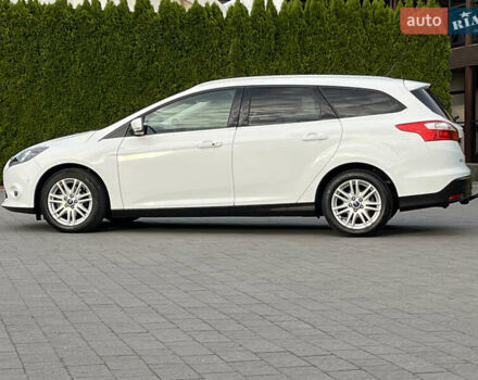 Белый Форд Фокус, объемом двигателя 1.6 л и пробегом 218 тыс. км за 8799 $, фото 13 на Automoto.ua