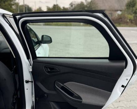 Белый Форд Фокус, объемом двигателя 1.6 л и пробегом 174 тыс. км за 8200 $, фото 18 на Automoto.ua