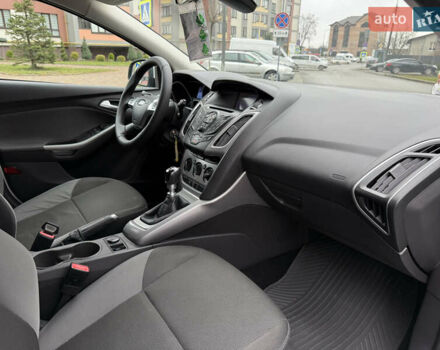 Белый Форд Фокус, объемом двигателя 1.6 л и пробегом 191 тыс. км за 8942 $, фото 40 на Automoto.ua