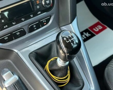 Белый Форд Фокус, объемом двигателя 1.6 л и пробегом 314 тыс. км за 8490 $, фото 21 на Automoto.ua