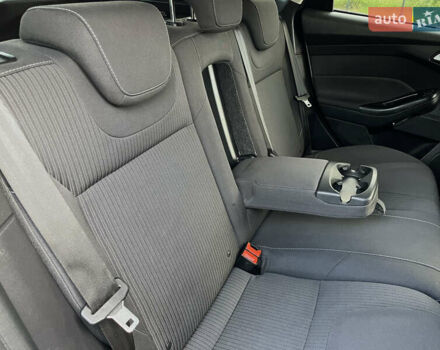 Белый Форд Фокус, объемом двигателя 1.6 л и пробегом 218 тыс. км за 8799 $, фото 94 на Automoto.ua