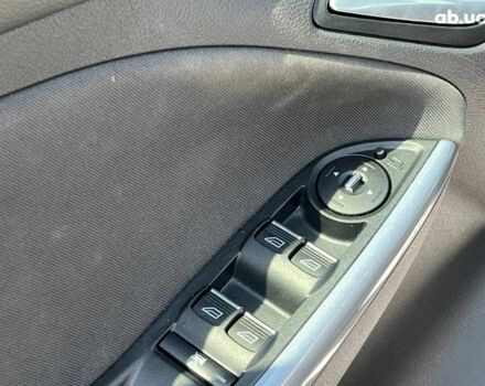 Белый Форд Фокус, объемом двигателя 1.6 л и пробегом 314 тыс. км за 8490 $, фото 32 на Automoto.ua