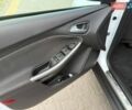 Білий Форд Фокус, об'ємом двигуна 2 л та пробігом 227 тис. км за 8600 $, фото 12 на Automoto.ua