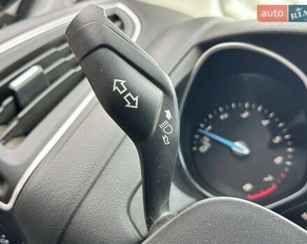 Белый Форд Фокус, объемом двигателя 1 л и пробегом 164 тыс. км за 7700 $, фото 20 на Automoto.ua