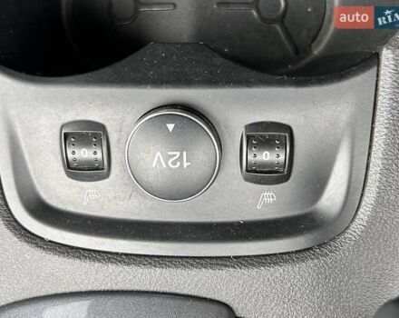 Белый Форд Фокус, объемом двигателя 1 л и пробегом 164 тыс. км за 7700 $, фото 26 на Automoto.ua