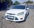 Белый Форд Фокус, объемом двигателя 1 л и пробегом 315 тыс. км за 6300 $, фото 1 на Automoto.ua