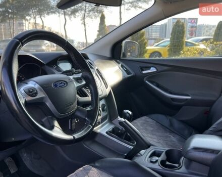 Білий Форд Фокус, об'ємом двигуна 1.56 л та пробігом 300 тис. км за 7850 $, фото 9 на Automoto.ua