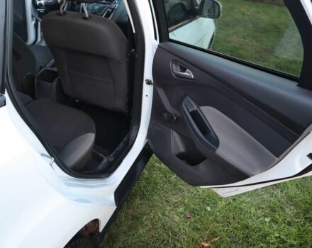 Белый Форд Фокус, объемом двигателя 1.6 л и пробегом 219 тыс. км за 6950 $, фото 8 на Automoto.ua