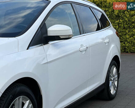 Белый Форд Фокус, объемом двигателя 1.6 л и пробегом 218 тыс. км за 8799 $, фото 76 на Automoto.ua