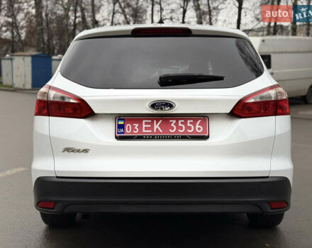 Белый Форд Фокус, объемом двигателя 1.6 л и пробегом 191 тыс. км за 8942 $, фото 8 на Automoto.ua