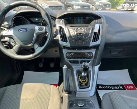 Белый Форд Фокус, объемом двигателя 1.6 л и пробегом 314 тыс. км за 8490 $, фото 11 на Automoto.ua