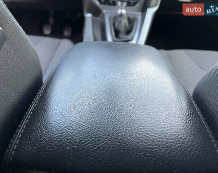 Белый Форд Фокус, объемом двигателя 1.6 л и пробегом 218 тыс. км за 8799 $, фото 121 на Automoto.ua