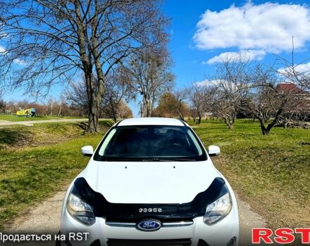 Белый Форд Фокус, объемом двигателя 16 л и пробегом 86 тыс. км за 8400 $, фото 3 на Automoto.ua