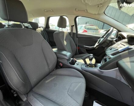 Белый Форд Фокус, объемом двигателя 1.6 л и пробегом 314 тыс. км за 8490 $, фото 6 на Automoto.ua