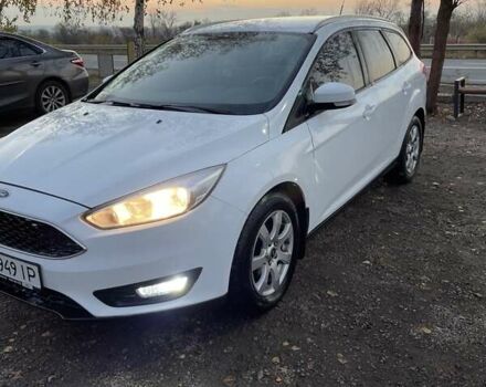 Білий Форд Фокус, об'ємом двигуна 1 л та пробігом 200 тис. км за 7000 $, фото 2 на Automoto.ua