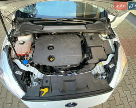 Форд Фокус 2015 в Львове на Automoto.ua Белый Форд Фокус, объемом двигателя 1.56 л и пробегом 193 тыс. км за 9000 $, фото 7 на Automoto.ua