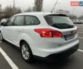 Белый Форд Фокус, объемом двигателя 1 л и пробегом 169 тыс. км за 8700 $, фото 6 на Automoto.ua