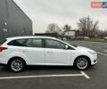 Белый Форд Фокус, объемом двигателя 1 л и пробегом 169 тыс. км за 8700 $, фото 3 на Automoto.ua