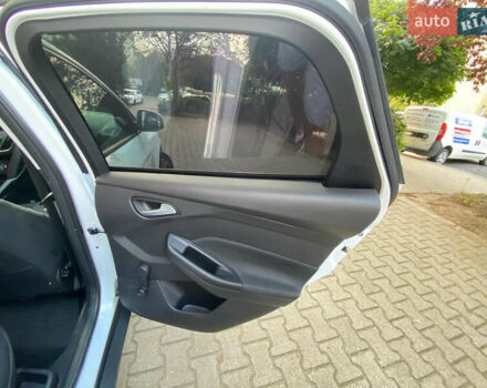 Форд Фокус 2015 в Львове на Automoto.ua Белый Форд Фокус, объемом двигателя 1.56 л и пробегом 193 тыс. км за 9000 $, фото 23 на Automoto.ua