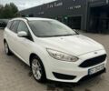 Белый Форд Фокус, объемом двигателя 1 л и пробегом 217 тыс. км за 6800 $, фото 2 на Automoto.ua